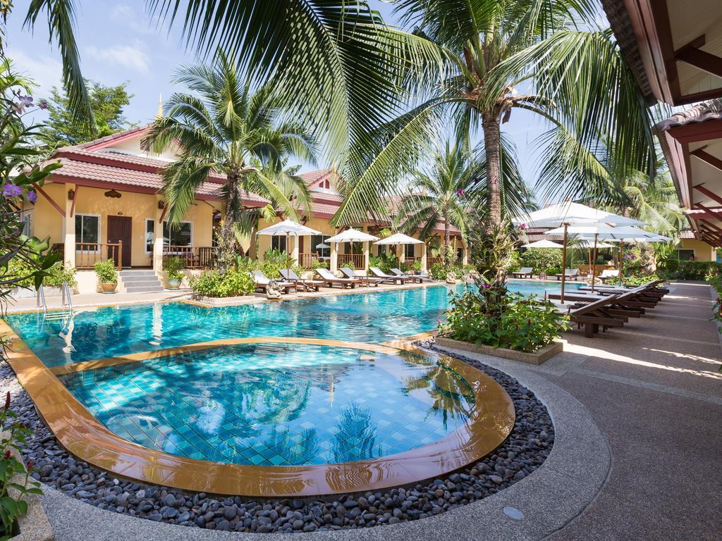 Le Piman Resort Rawai Exterior photo